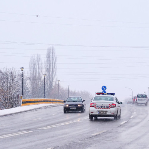 Recomandările Poliției Române privind utilizarea anvelopelor de iarnă