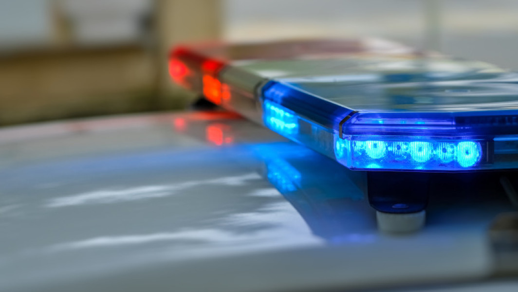 Tânăr dat în urmărire națională, prins în Târgoviște de un polițist aflat în timpul liber. Bărbatul este cercetat în 10 dosare penale