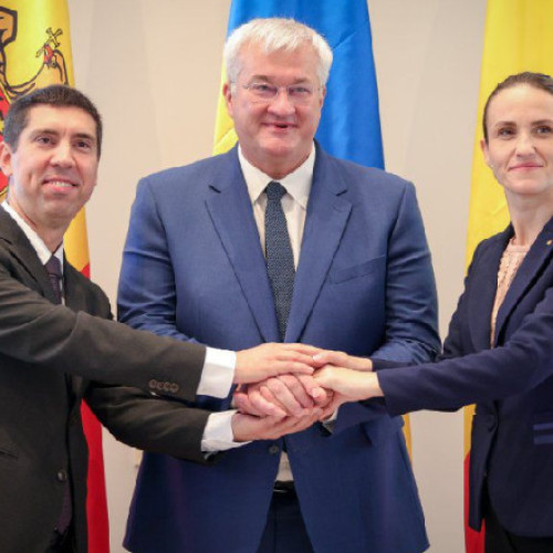 Trenul Kiev–București, testat pentru prima dată vineri. Ucraina va sărbători oficial Ziua Limbii Române, anunță ministrul Oana Țoiu