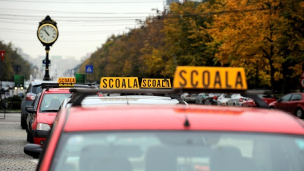 Șoferii începători ar putea fi limitați la mașini cu motoare mai puțin puternice