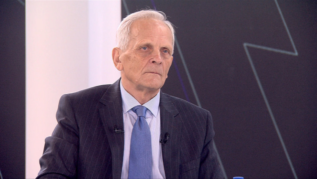 Theodor Stolojan critică opoziția față de reforma administrației propusă de premierul Bolojan