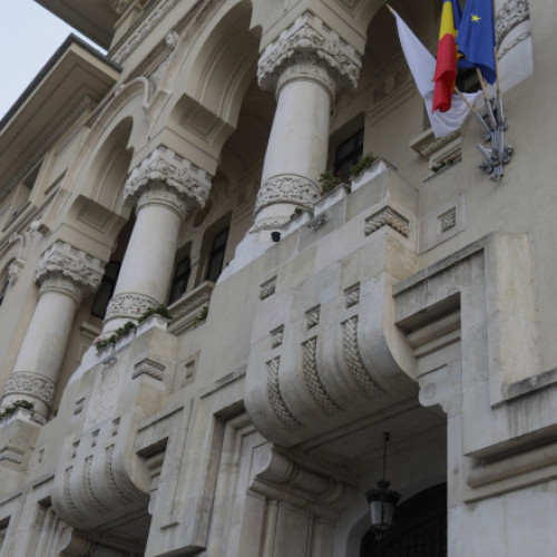 Edilul interimar susține că Primăria Capitalei are cele mai mari salarii din administrația locală