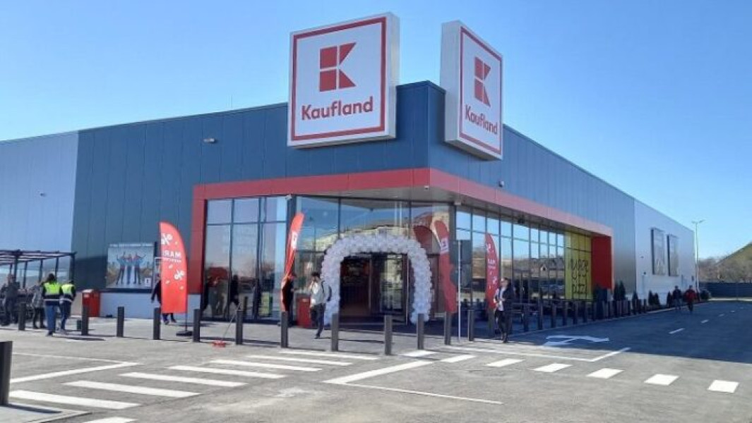 Kaufland introduce un scanner pentru a verifica gradul de coacere al fructelor de avocado