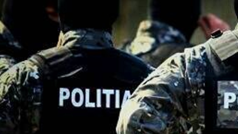 Percheziţii la familia Cârpaci din Timiş pentru deţinere ilegală de arme