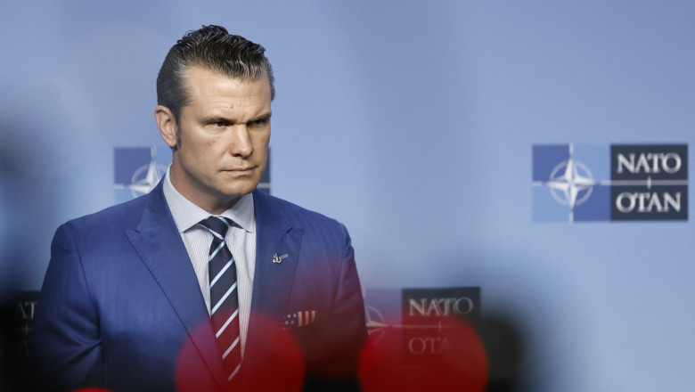 Mai multe instituții media americane resping noile restricții impuse de Pentagon jurnaliștilor acreditați
