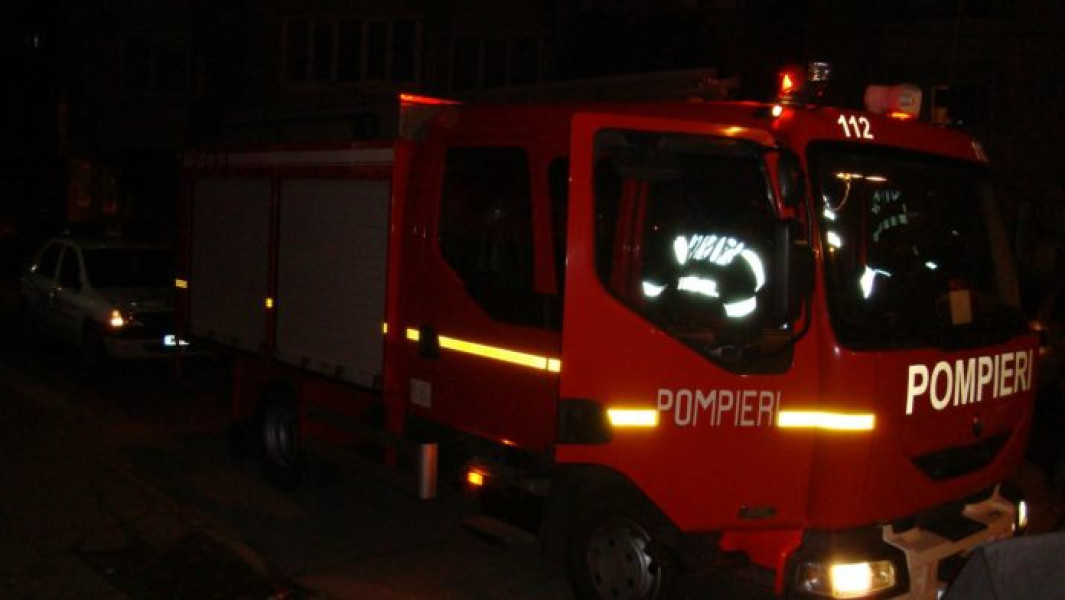 Intervenție în Caracal din cauza unui miros de gaze la un bloc de locuințe