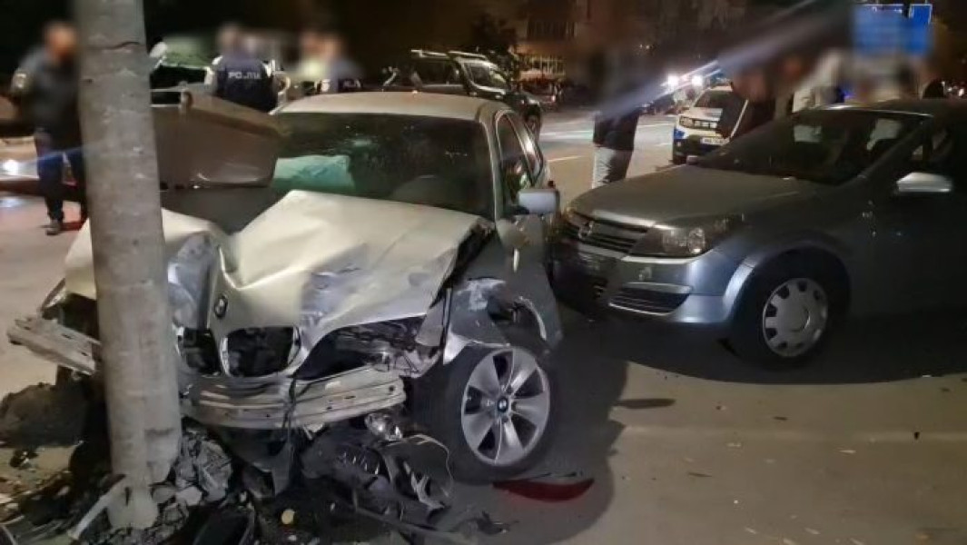 Accident în lanț pe Bulevardul Decebal din Craiova provocat de o șoferiță din Caracal
