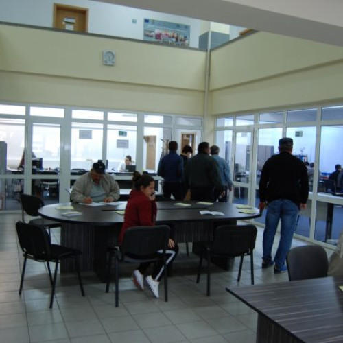 Peste 2.600 de olteni angajați prin programele agenției județene în 2025